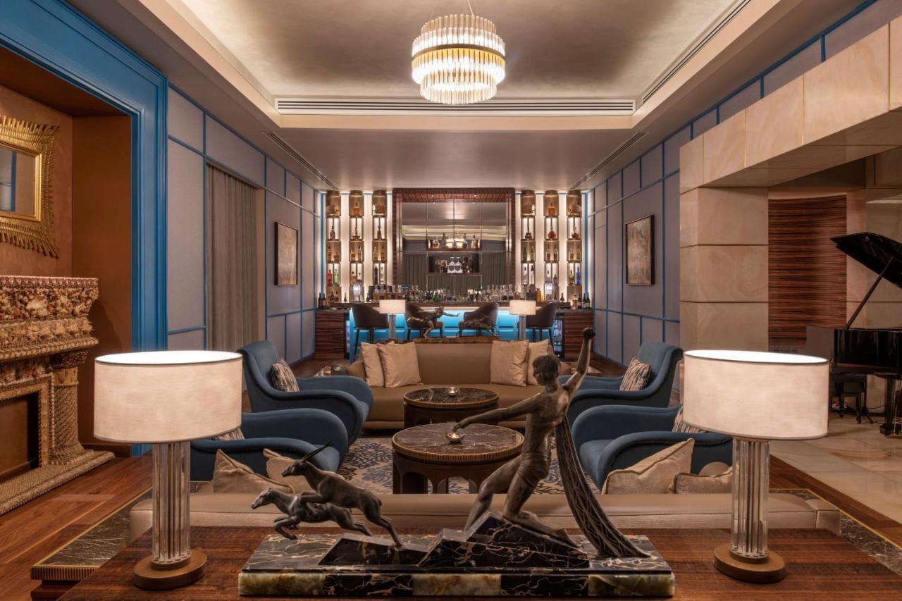 Hotel The St. Regis Ad Dawhah Esterno foto The lobby of the hotel