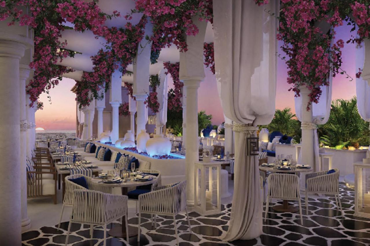 Hotel The St. Regis Ad Dawhah Esterno foto The restaurant