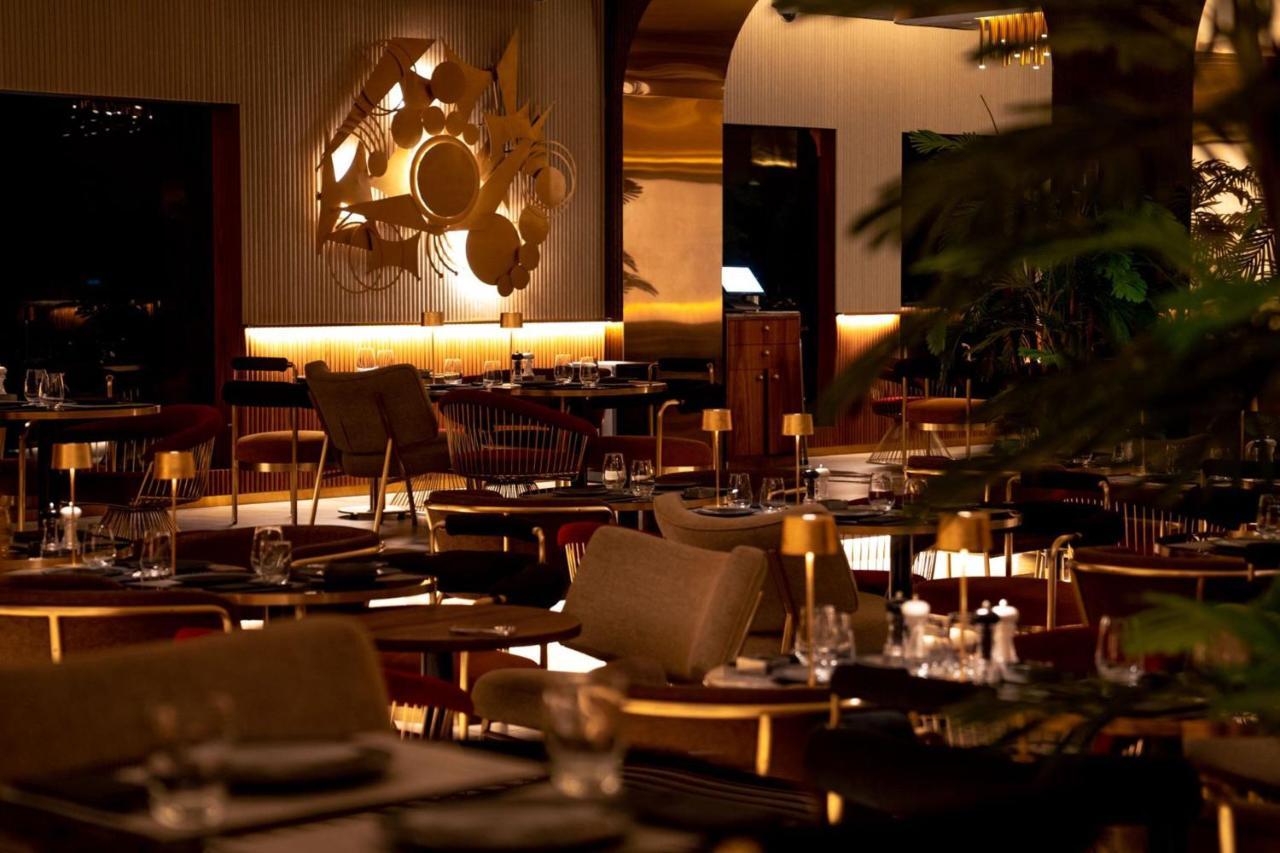 Hotel The St. Regis Ad Dawhah Esterno foto Interior of the restaurant
