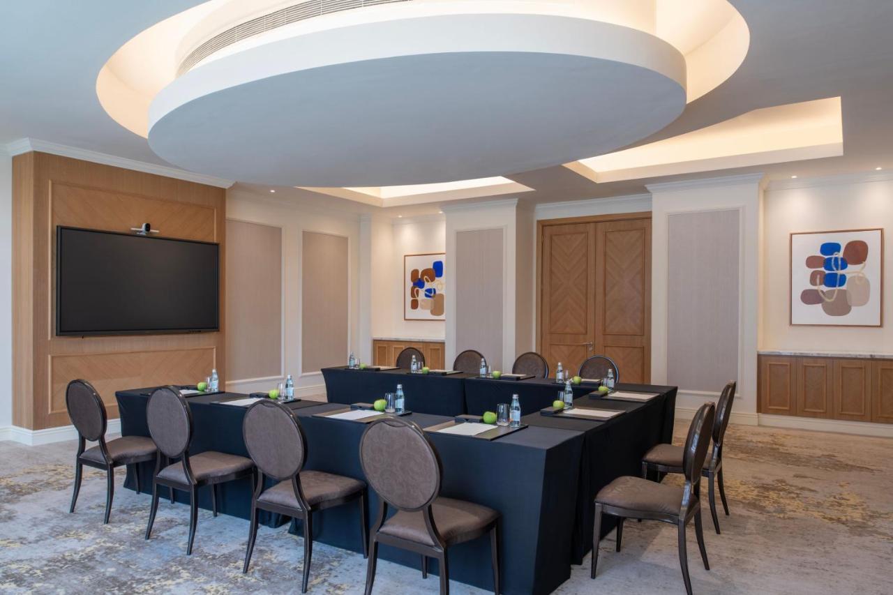 Hotel The St. Regis Ad Dawhah Esterno foto Meeting room