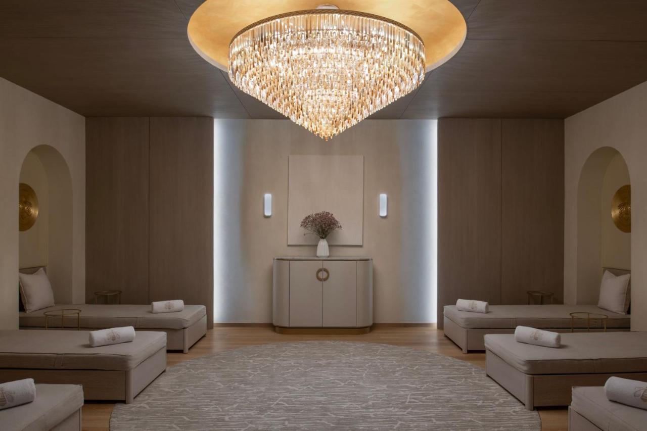 Hotel The St. Regis Ad Dawhah Esterno foto The Spa at The Dorchester