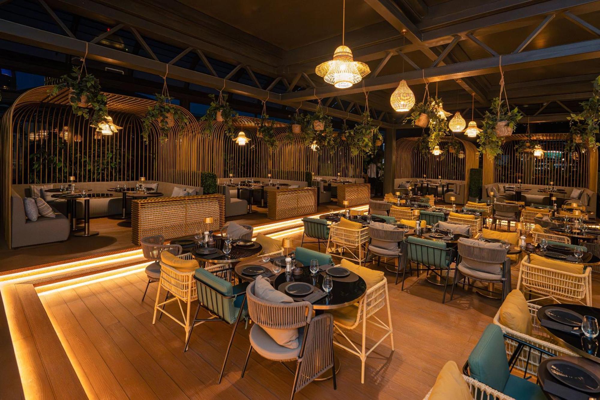 Hotel The St. Regis Ad Dawhah Esterno foto Interior of the restaurant